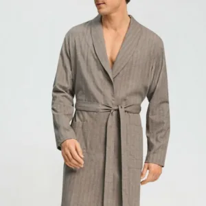 Abrigo - Woolen Luxury